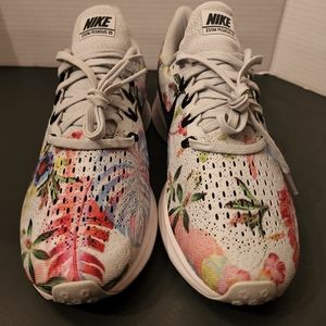 Women's Nike Air Zoom Pegasus 35 Floral Size 8 - Exellent Condition